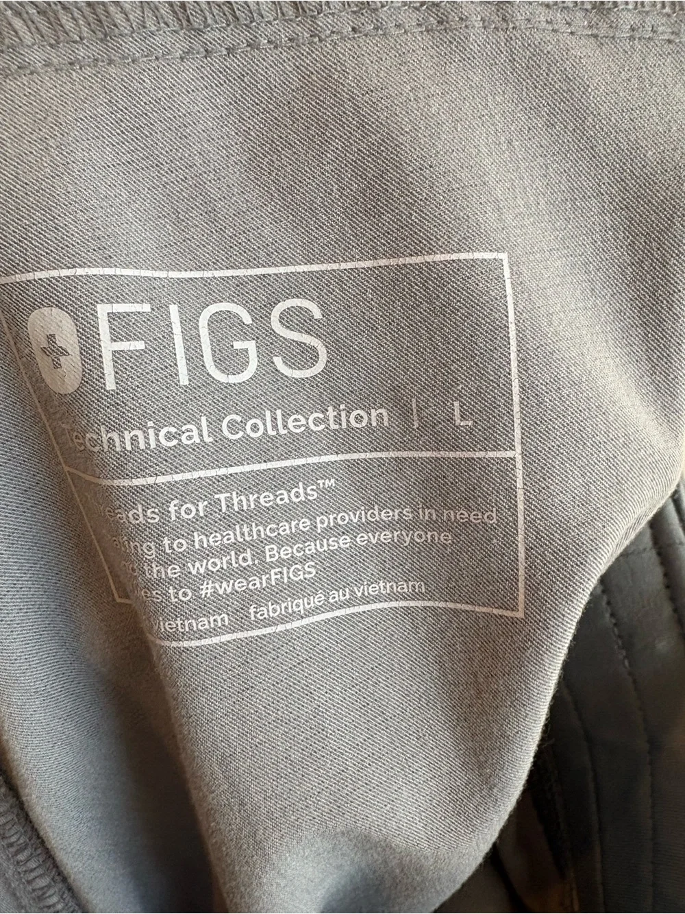 FIGS Gray Scrub Pants Size Large